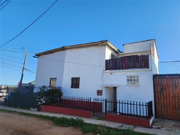 Casa en venta en 7 Sur N°4059, Gómez Carreño, Viña del Mar, Viña del Mar - 3 dormitorios, 1 baño