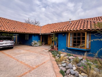 Casa en venta en Nos, San Bernardo - 4 dormitorios, 3 baños