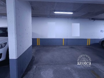 Estacionamiento en arriendo mensual en 24/7 Portal Lyon (53198), Providencia