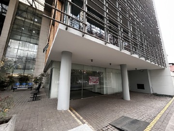 Local Comercial en arriendo mensual en A 3 cuadras de parque bustamante, Providencia - 6 dormitorios, 6 baños