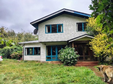 Casa en arriendo mensual en Arriendo Amplia y Céntrica Casa en Valdivia (179872), Valdivia - 6 dormitorios, 4 baños