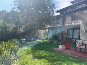 Casa en venta en Casa en venta quinchamalí (162599), Las Condes - 6 dormitorios, 6 baños