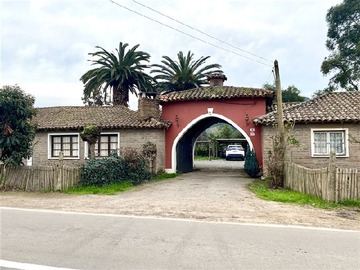 Casa en venta en San José de Los Lingues / Chacra Santa Marta S/N, San Fernando - 8 dormitorios, 3 baños