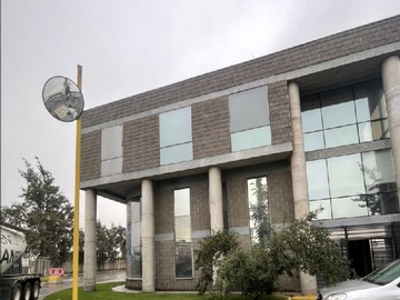 Local Comercial en arriendo mensual en vespucio con santa rosa, San Ramón - 8 dormitorios