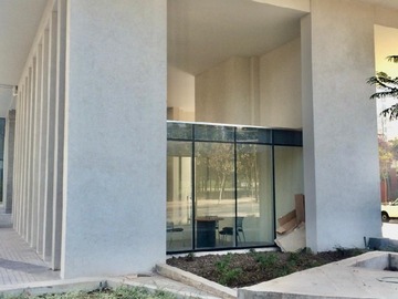 Local Comercial en arriendo mensual en Parque arauco- parque araucano- local comercial, Las Condes - 1 dormitorio, 1 baño