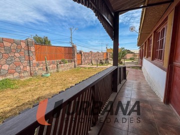 Casa en venta en Amplia propiedad en venta en rinconada el sauce, Coquimbo - 12 dormitorios, 3 baños