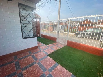 Casa en arriendo mensual en Pasaje Cerrado / Amplios Espacios (178052), Maipú - 3 dormitorios, 2 baños