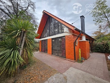 Casa en venta en La mejor opcion de compra en vitacura, Vitacura - 3 dormitorios, 2 baños