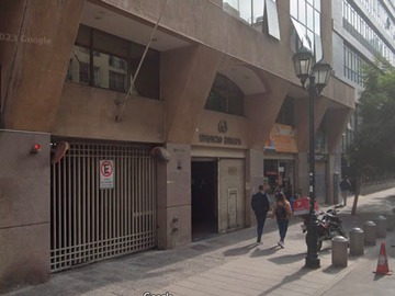 Venta / Estacionamiento / Santiago