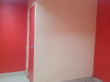 Local Comercial en arriendo mensual en Local Comercial - 1 baño