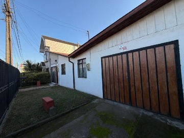Casa en venta en Avenida colon, Talcahuano - 3 dormitorios, 2 baños