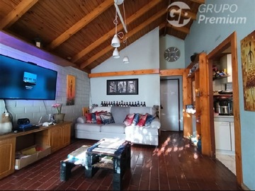 Casa en venta en Avenida los Mares, Pudahuel - 3 dormitorios, 1 baño