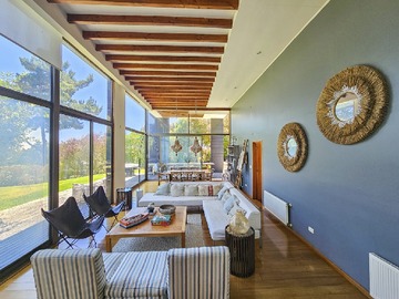 Casa en venta en el bosque, Zapallar - 4 dormitorios, 3 baños