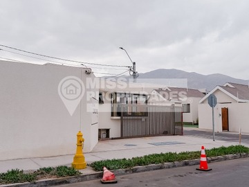 Casa en venta en alcalde maximiliano poblete, Antofagasta - 3 dormitorios, 2 baños