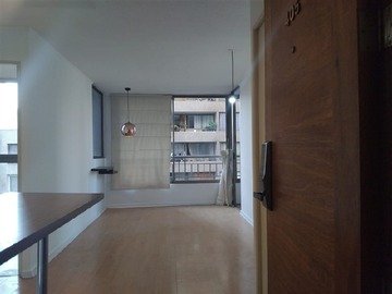 Departamento en arriendo mensual en Metro Irarrázaval (L3-L5), Santiago - 2 dormitorios, 1 baño