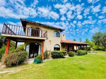 Casa en venta en venta de parcela con cancha de golf (125490), Talagante - 5 dormitorios, 4 baños