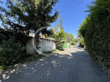 Terreno en venta en Av. La Dehesa / Portal La Dehesa, Lo Barnechea