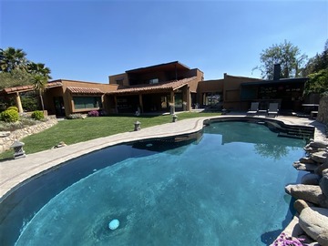 Venta / Casa / Colina