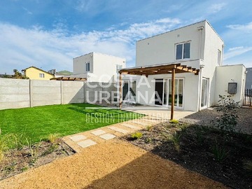 Casa en venta en Calle O’higgins, Limache - 3 dormitorios, 2 baños