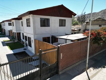 Casa en venta en Casa en alameda con juan godoy, Copiapó - 4 dormitorios, 3 baños