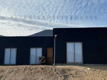 Terreno en arriendo mensual en Se arrienda parcela en curacavi (126640), Curacaví - 4 dormitorios, 3 baños
