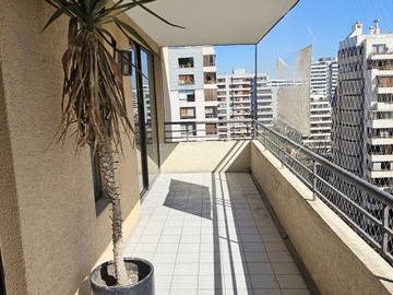 Departamento en venta en Colón con av. Vespucio, Las Condes - 4 dormitorios, 3 baños