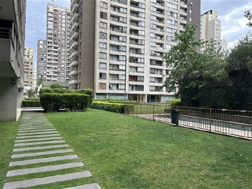 Departamento en venta en Santa Isabel, Santiago - 2 dormitorios, 2 baños