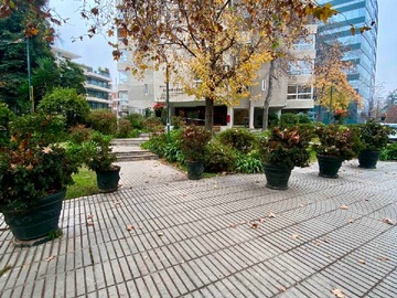 Departamento en arriendo mensual en Avenida Vitacura 5070, Vitacura, Santiago Metropolitan Region 7630000, Chile, Vitacura - 4 dormitorios, 3 baños