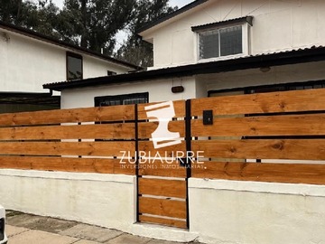 Casa en venta en Del parque, Villa Alemana - 6 dormitorios, 2 baños