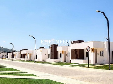 Casa en venta en Villa Alemana, Centro, Villa Alemana - 3 dormitorios, 2 baños