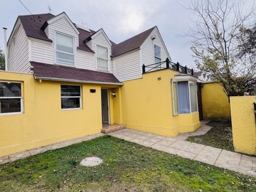 Casa en venta en Peñalolen, colegio pedro de valdivia, Peñalolén - 4 dormitorios, 3 baños