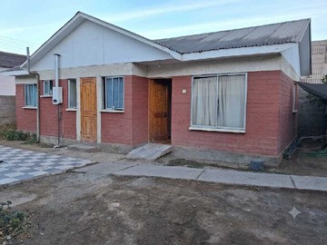 Venta / Casa / Vicuña