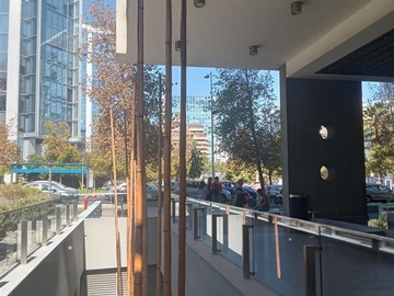 Oficina en venta en Los Militares, Alonso de Córdova, Metro Manquehue, Las Condes - 1 dormitorio, 1 baño
