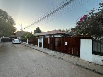 Local Comercial en venta en Municipalidad, Melipilla - 3 dormitorios, 2 baños
