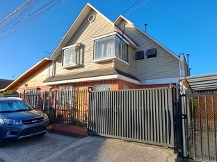 Casa en venta en Teniente Serrano, Quilpué - 5 dormitorios, 3 baños