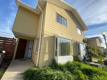 Casa en arriendo mensual en Sargento Aldea, Limache - 3 dormitorios, 3 baños