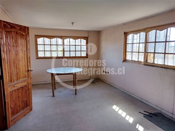 Casa en venta en Av. Bernardo O´Higgins / Av Uruguay / Rancagua, Rancagua - 3 dormitorios, 2 baños