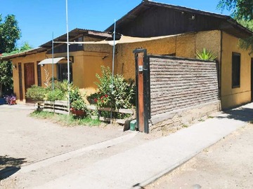 Casa en venta en Propiedad con gran proyección comercial (181572), Talagante - 4 dormitorios, 1 baño