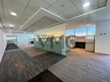 Oficina en arriendo mensual en Av.Apoquindo 5100, Las Condes - 2 dormitorios, 8 baños