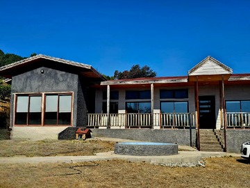 Parcela en venta en Camino Huinganal, Limache - 3 dormitorios, 3 baños