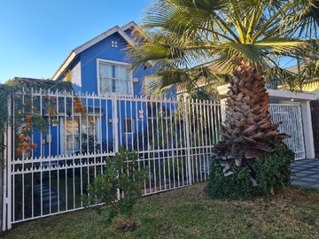 Casa en arriendo mensual en Del Sol Poniente 06448, Puente Alto, Puente Alto - 5 dormitorios, 4 baños