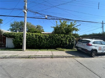 Casa en venta en Metro Los Quillayes, La Florida - 2 dormitorios, 2 baños