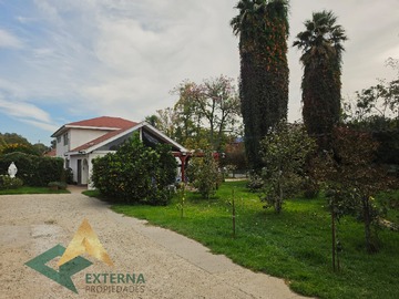 Casa en venta en Plaza Victoria, Villa Alemana - 6 dormitorios, 7 baños