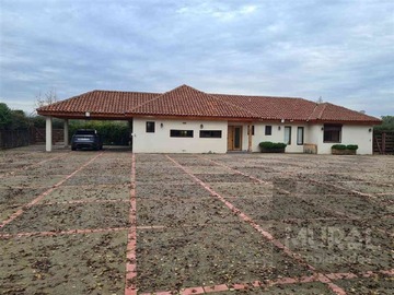 Casa en venta en Camino Loreto condominio El Haras - Talagante, Talagante - 5 dormitorios, 5 baños