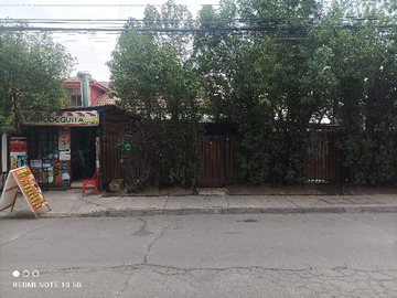 Casa en venta en Trece Oriente 2231, Peñalolén - 3 dormitorios, 4 baños