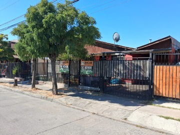 Casa en venta en Renzo Pecchenino 151, Maipú - 4 dormitorios, 1 baño