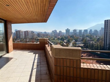 Departamento en venta en Félix de Amesti/ Martín de Zamora, Las Condes - 5 dormitorios, 4 baños