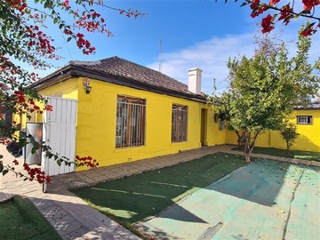 Local Comercial en arriendo mensual en Esquina San Francisco, Metro Lo Vial, San Miguel - 3 baños