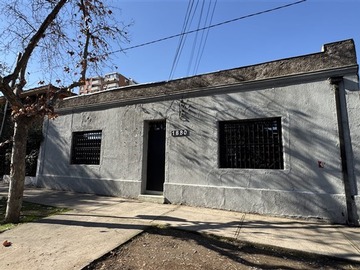 Local Comercial en arriendo mensual en Tegualda / Barrio Italia, Ñuñoa - 2 baños
