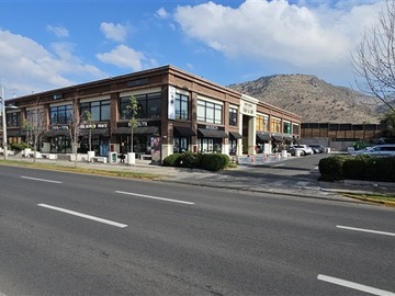 Local Comercial en arriendo mensual en Paseo la cruz, Lo Barnechea